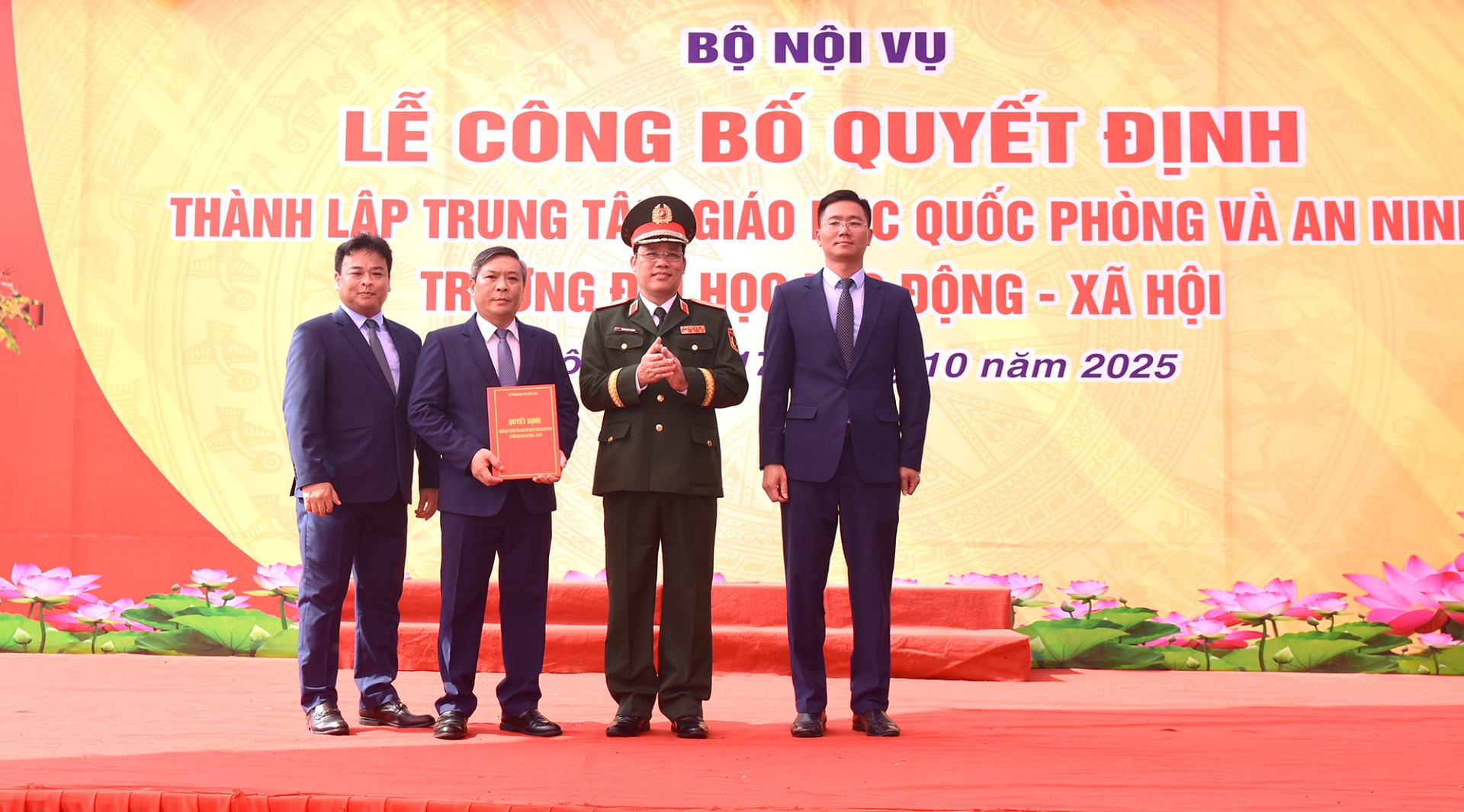 Thành lập Trung tâm Giáo dục Quốc phòng và An ninh - Trường Đại học Lao động - Xã hội: Dấu mốc mới trong hành trình phát triển 